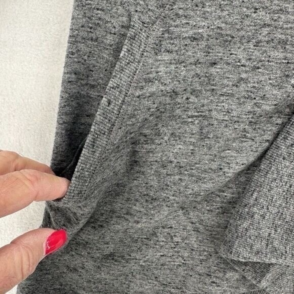 Athleta Medium Pranayama Wrap Cardigan Gray Heather Open Front Thumbhole Pockets - Picture 5 of 9